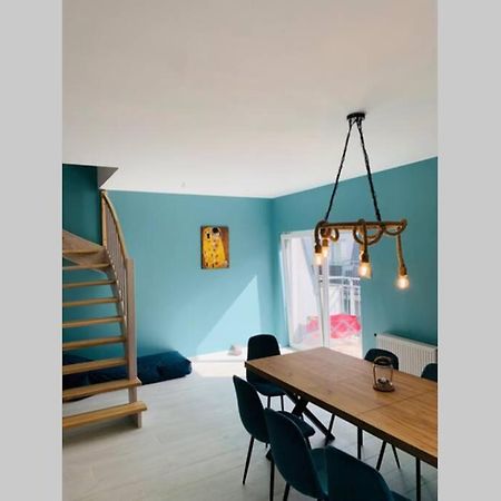 Uroczy Apartament Z Basenem I Kortem Tenisowym Pobierowo Exterior foto